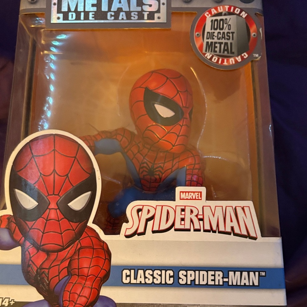 Marvel Spider-Man Die-Cast Figure in Red and Blue